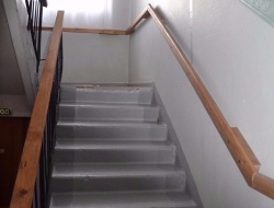 поручни.jpg поручни.jpg